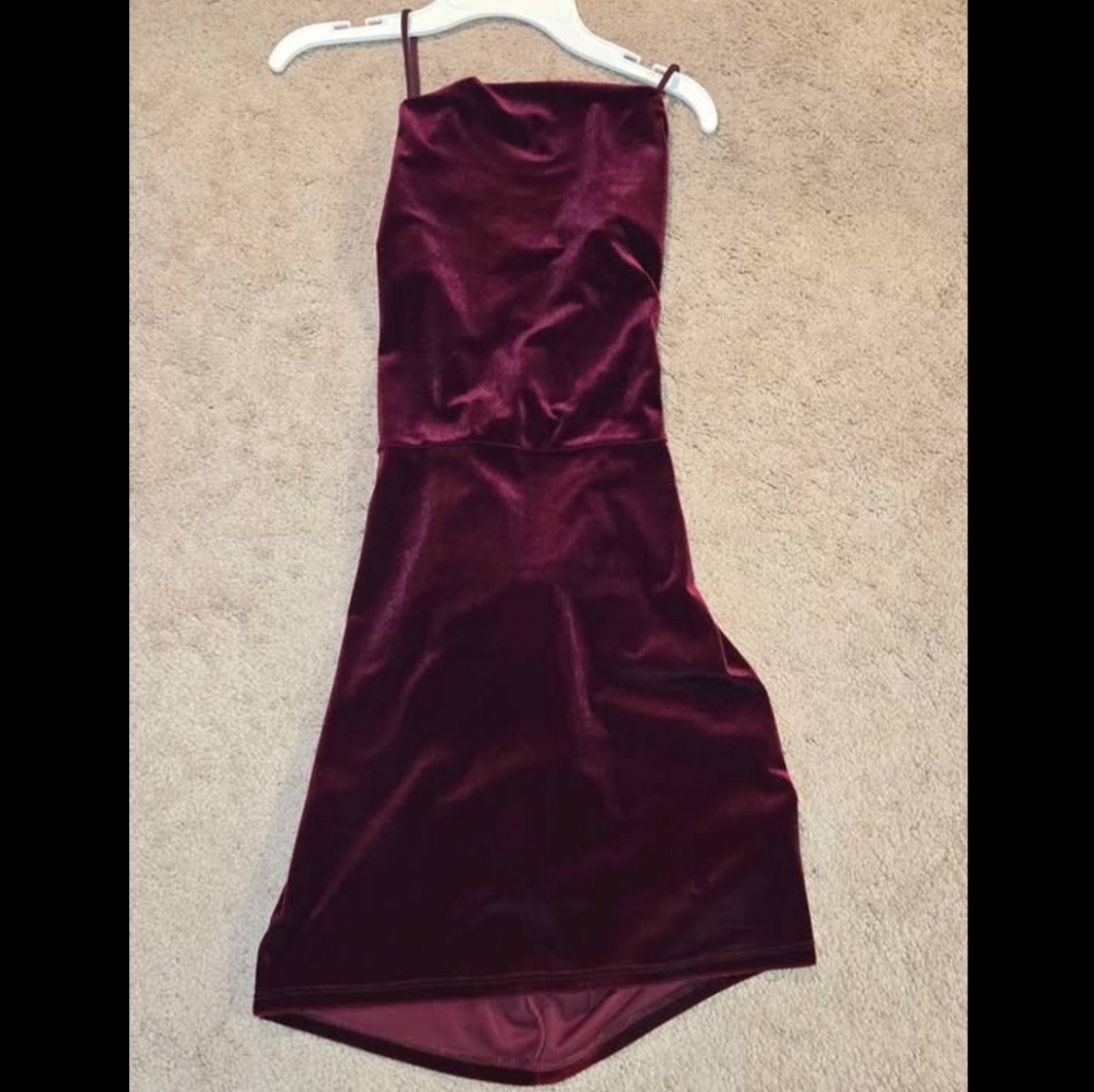 Lucy in the Sky Strapless Burgundy Dress